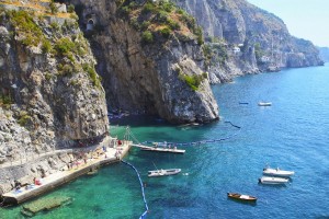 campania-praiano-amalficoast-beach-510355005